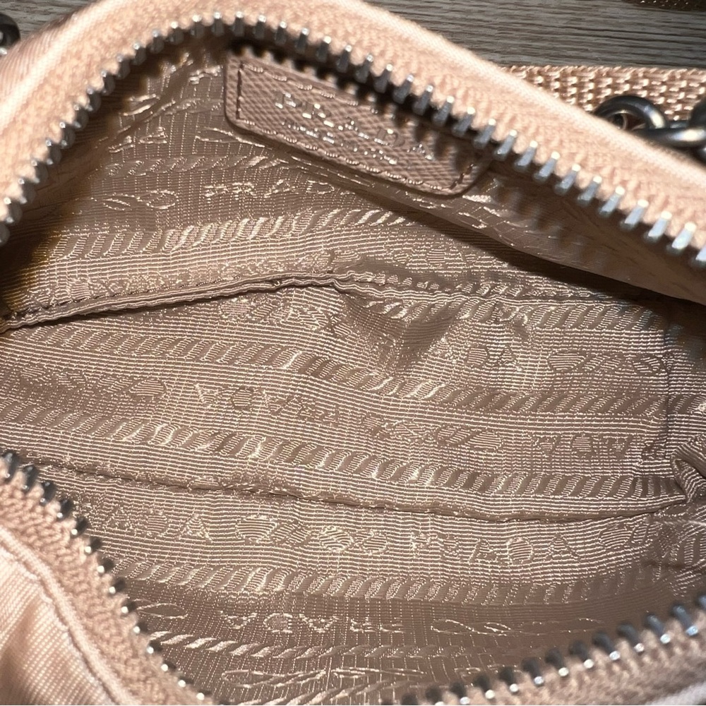 Prada Beige Tan Re-edition 2005 Nylon Mini Bag with Crossbody - Picture 4 of 9